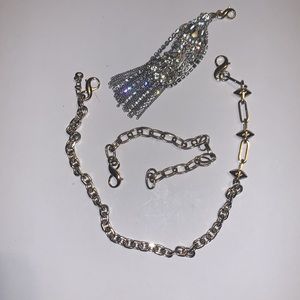 Cabi Wink detachable necklace